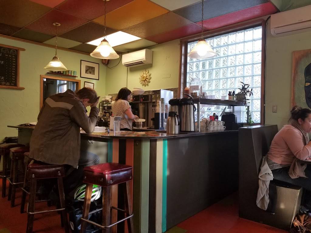 Modern Times | restaurant | 3200 Chicago Ave, Minneapolis, MN 55407, USA | 6128863882 OR +1 612-886-3882