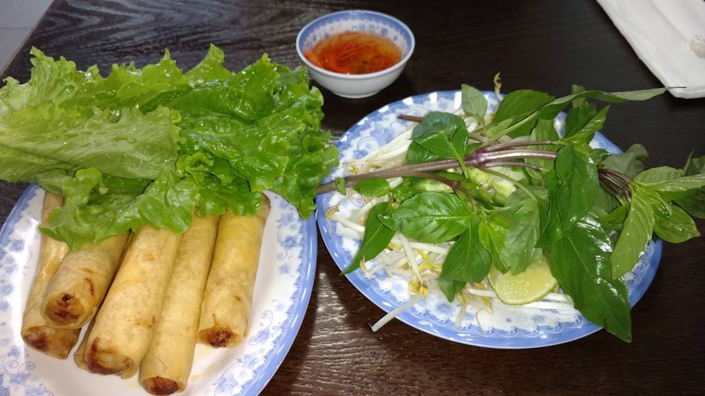 Pho Viet | restaurant | 2939 Alta View Dr, San Diego, CA 92139, USA | 6194758888 OR +1 619-475-8888