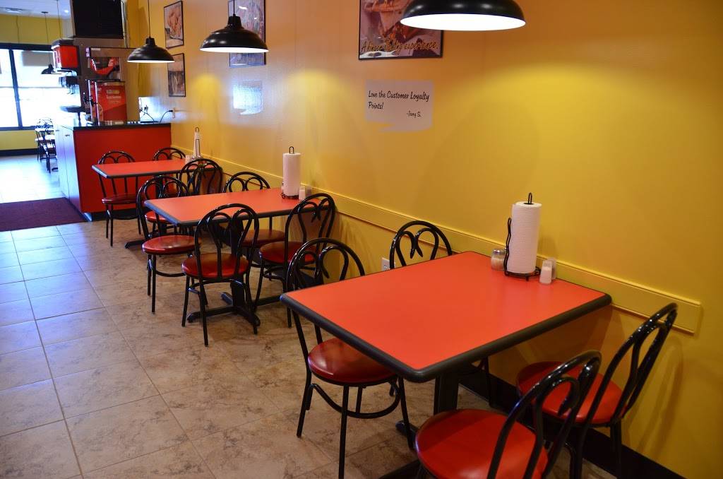 Michaels Pizza & More - Wilma Rudolph | meal takeaway | C, 2764 Wilma Rudolph Blvd, Clarksville, TN 37040, USA | 9315521616 OR +1 931-552-1616