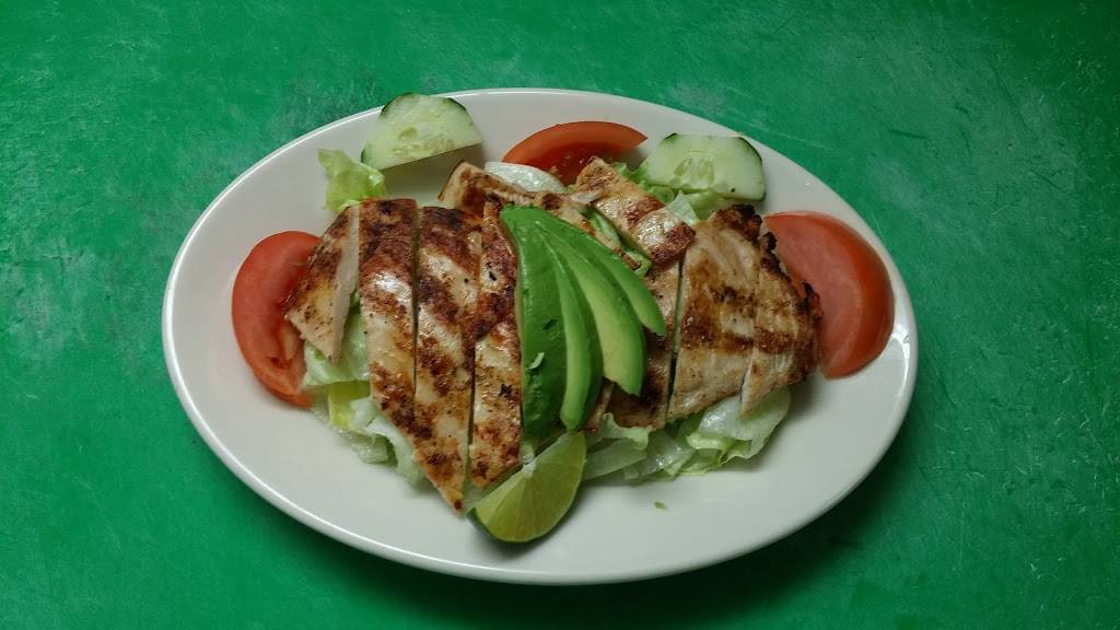 La Guerrerense Cocina Mexicana | restaurant | 4758 W Fullerton Ave, Chicago, IL 60639, USA | 7736616075 OR +1 773-661-6075