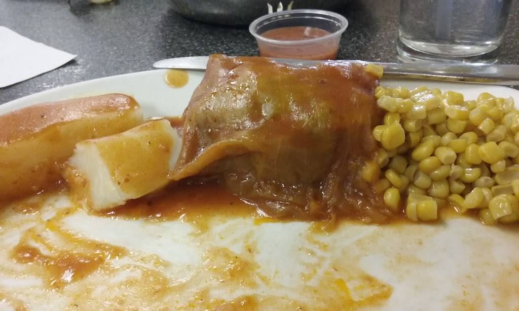 Markovskis Family Restaurant | restaurant | 25032 W Warren St, Dearborn Heights, MI 48127, USA | 3132748408 OR +1 313-274-8408