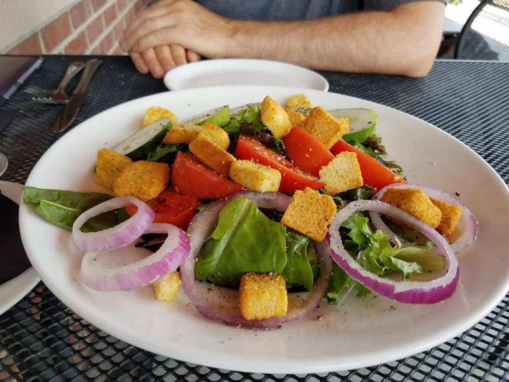 Valentinos | meal delivery | 2820 Pine Lake Rd, Lincoln, NE 68516, USA | 4024206800 OR +1 402-420-6800