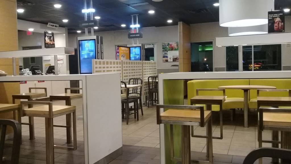 McDonalds | cafe | 1016 W Flagler St, Miami, FL 33130, USA | 3055457788 OR +1 305-545-7788