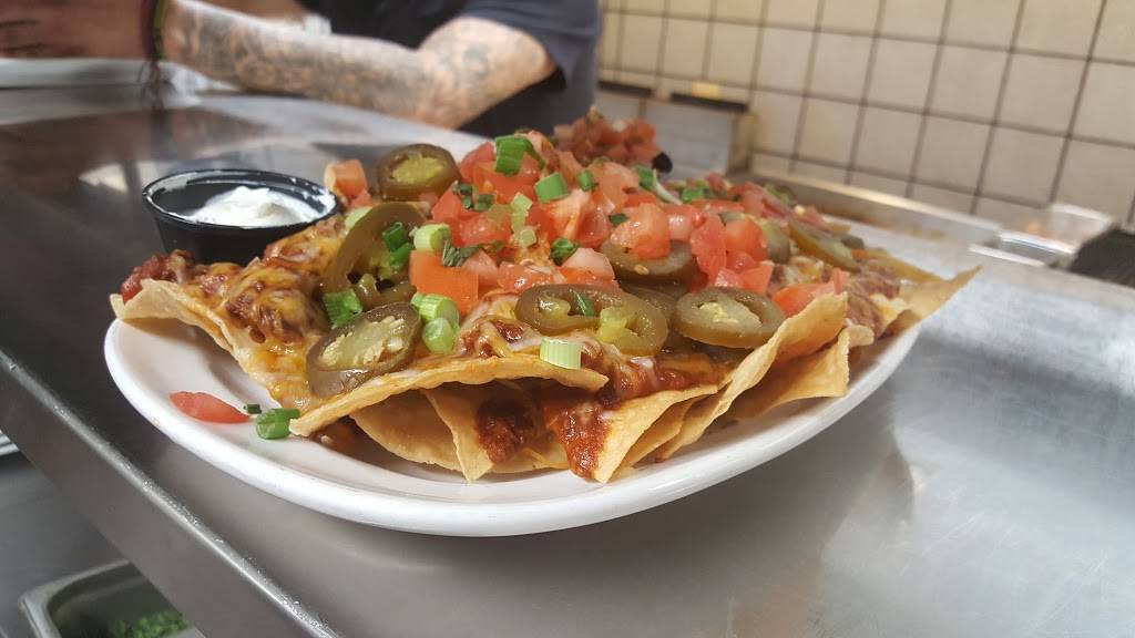 Stone City Saloon | restaurant | 721 N Independence Blvd, Romeoville, IL 60446, USA | 8155244704 OR +1 815-524-4704