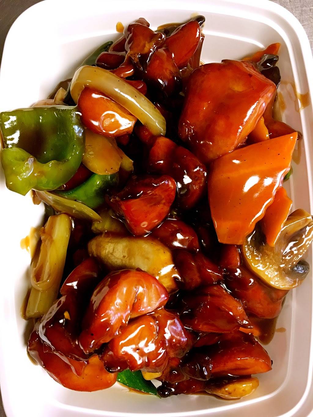 Plum Tree | restaurant | 215 E Davis Blvd, Tampa, FL 33606, USA | 8132511383 OR +1 813-251-1383