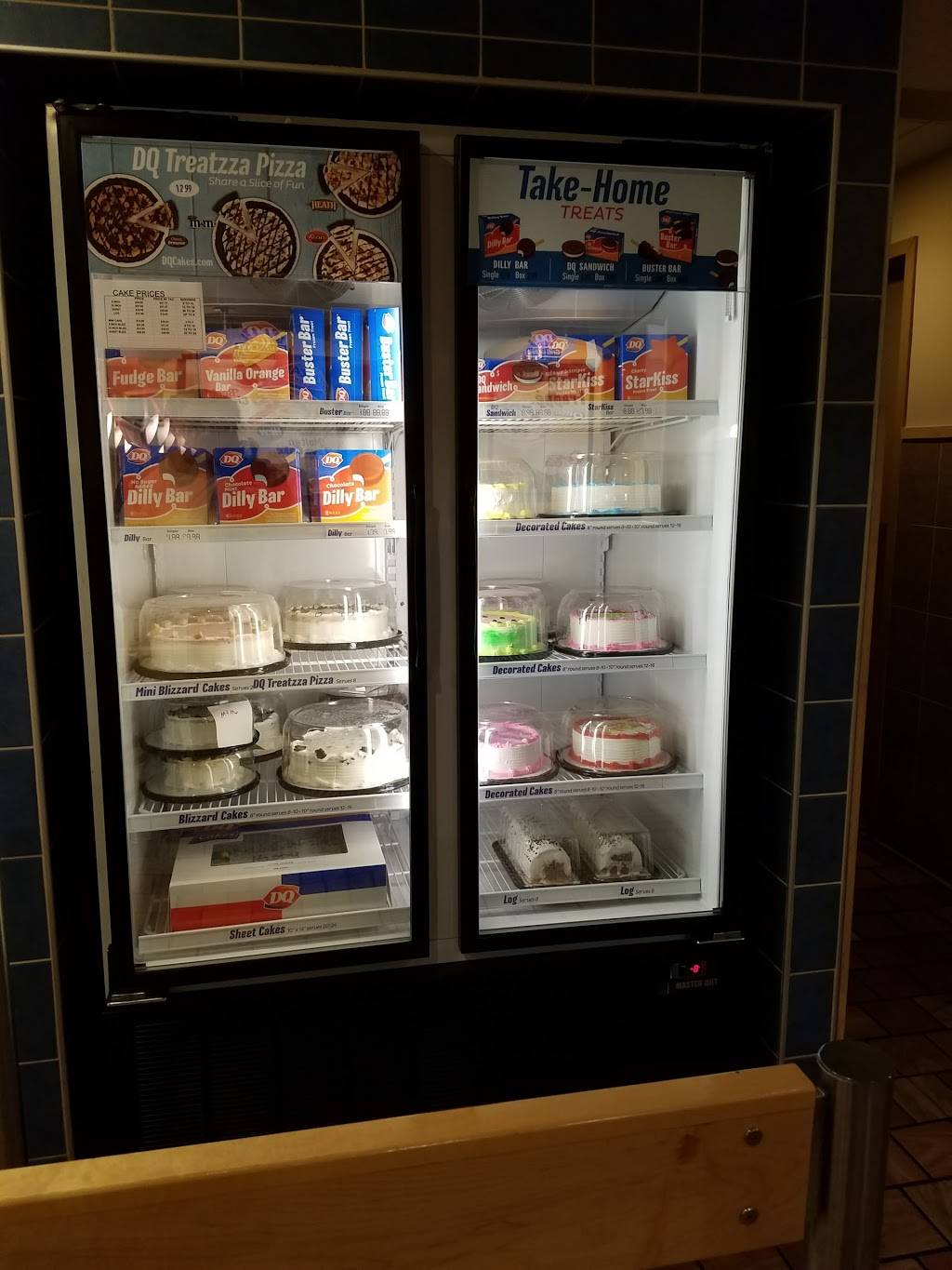 Dairy Queen Grill & Chill | restaurant | 1495 Elmhurst Rd, Des Plaines, IL 60018, USA | 8473547567 OR +1 847-354-7567