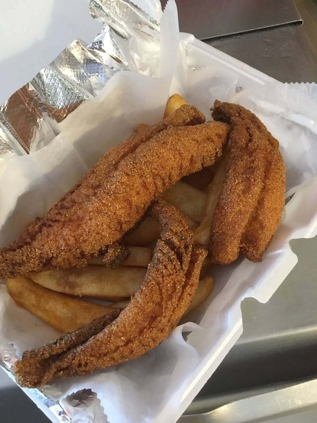 Rj’s Fried Thangs | restaurant | 915 Dort Hwy, Flint, MI 48503, USA | 8107682000 OR +1 810-768-2000