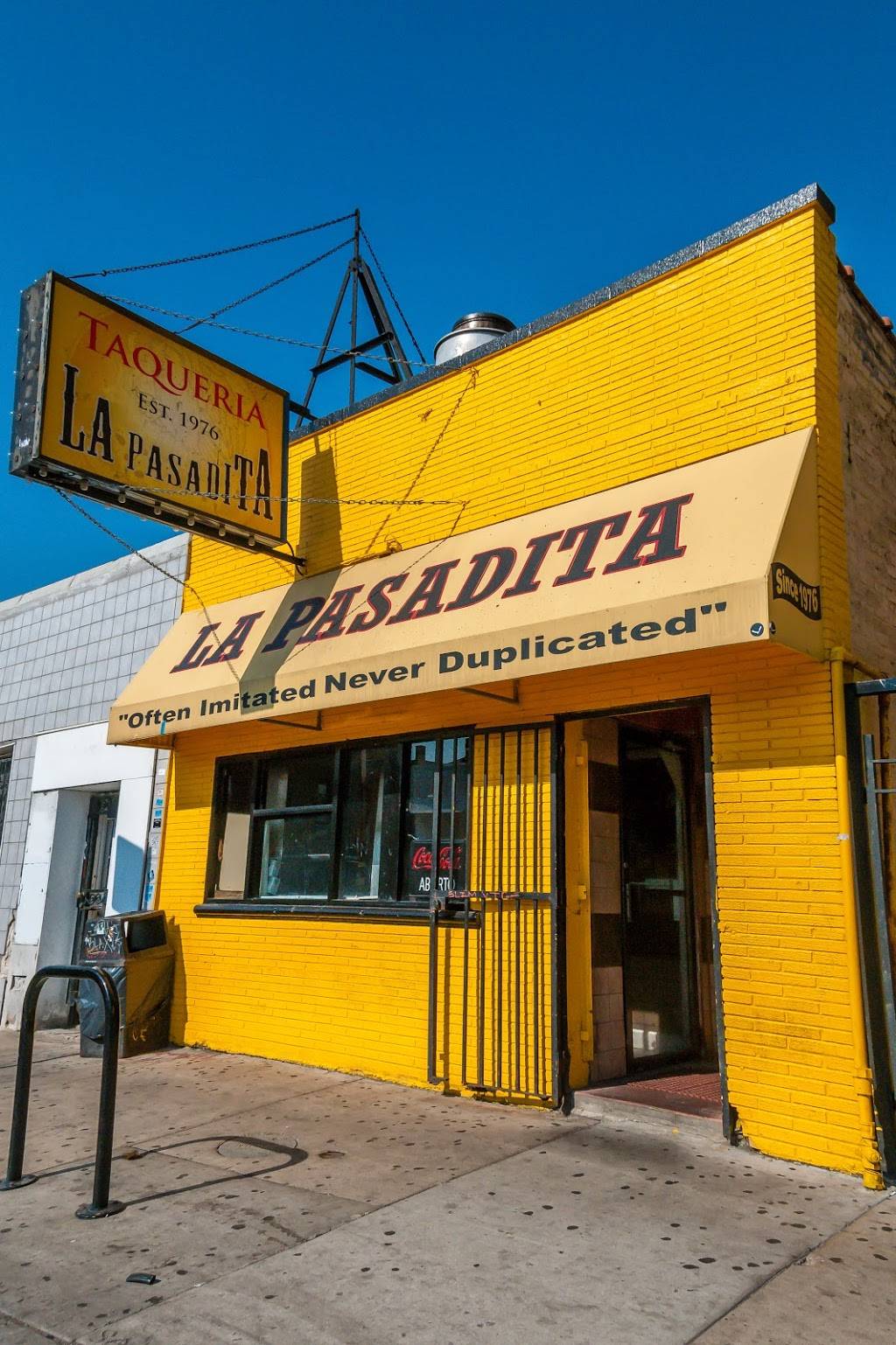 La Pasadita | restaurant | 1140 N Ashland Ave, Chicago, IL 60622, USA | 7732782130 OR +1 773-278-2130