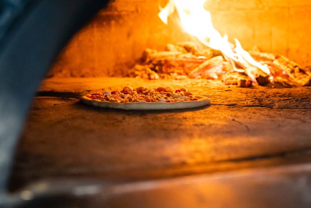 Firewall Food Stop | restaurant | 1546 Ralph David Abernathy Blvd SW, Atlanta, GA 30310, USA | 4046107600 OR +1 404-610-7600