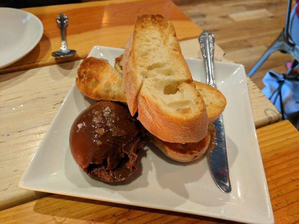 Milwalky Trace | restaurant | 545 N Milwaukee Ave, Libertyville, IL 60048, USA | 8472478700 OR +1 847-247-8700