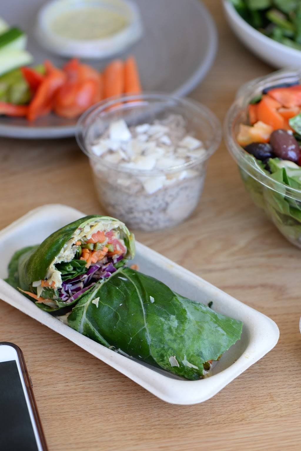 Green & Tonic | restaurant | 85 Railroad Ave, Greenwich, CT 06830, USA | 2038440220 OR +1 203-844-0220