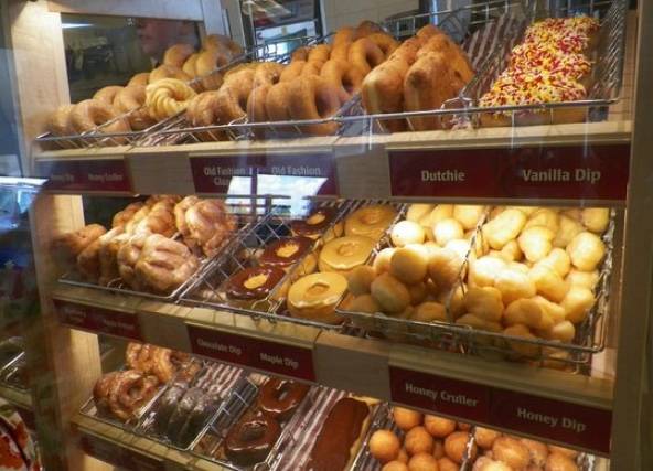 Tim Hortons | restaurant | 243 N River Ave, Holland, MI 49424, USA | 6163940650 OR +1 616-394-0650
