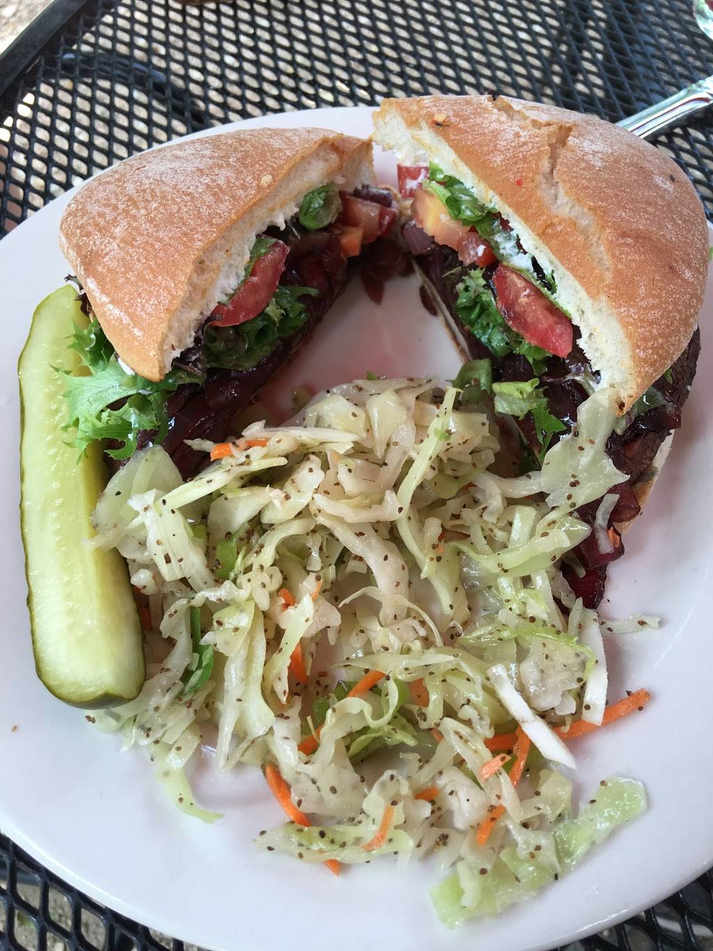 Kates Place Restaurant | restaurant | 600 FM2325, Wimberley, TX 78676, USA | 5127223744 OR +1 512-722-3744