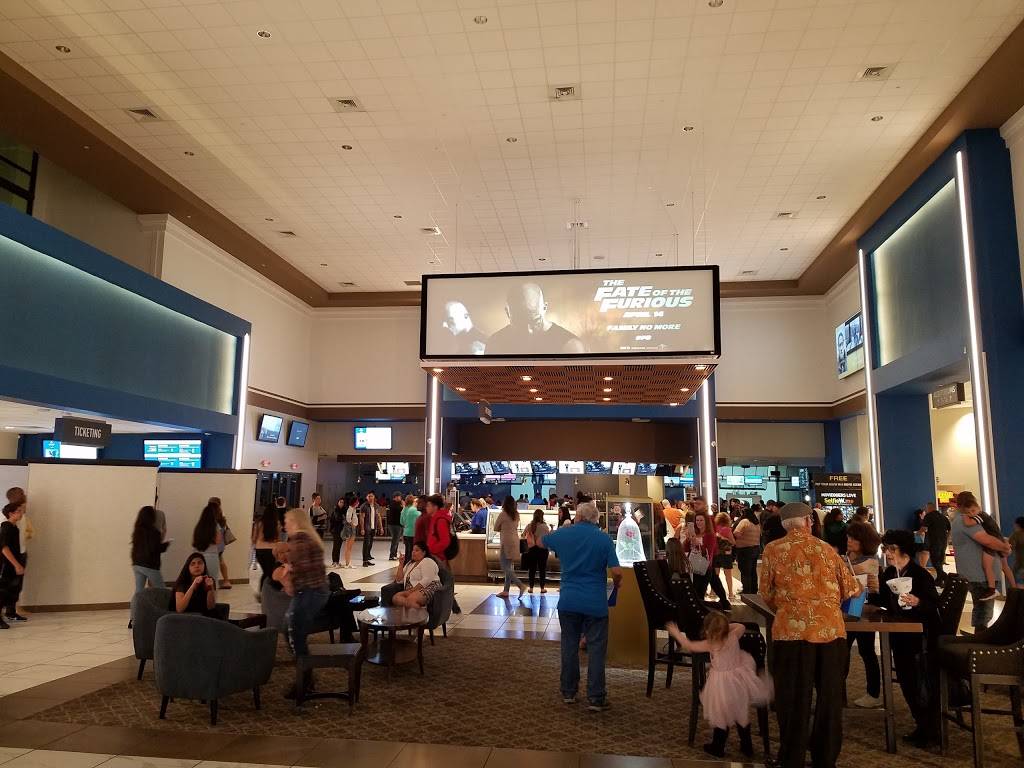 Santikos Entertainment Casa Blanca | restaurant | 11210 Alamo Ranch Pkwy, San Antonio, TX 78253, USA | 2109820180 OR +1 210-982-0180