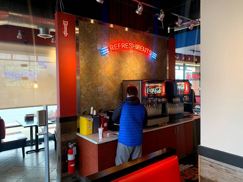 Brandys Gyros | restaurant | 140 E Golf Rd B, Schaumburg, IL 60173, USA | 8472781585 OR +1 847-278-1585