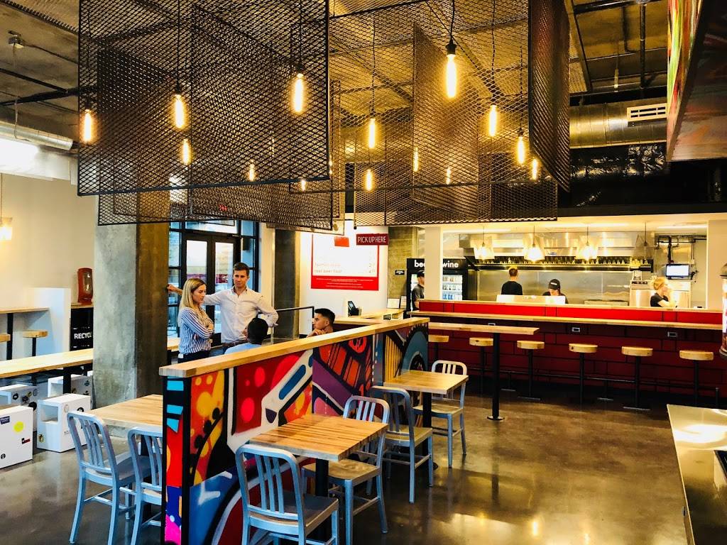 Little Big Burger - Austin | restaurant | 1630 E 6th St #100, Austin, TX 78702, USA | 5128615449 OR +1 512-861-5449