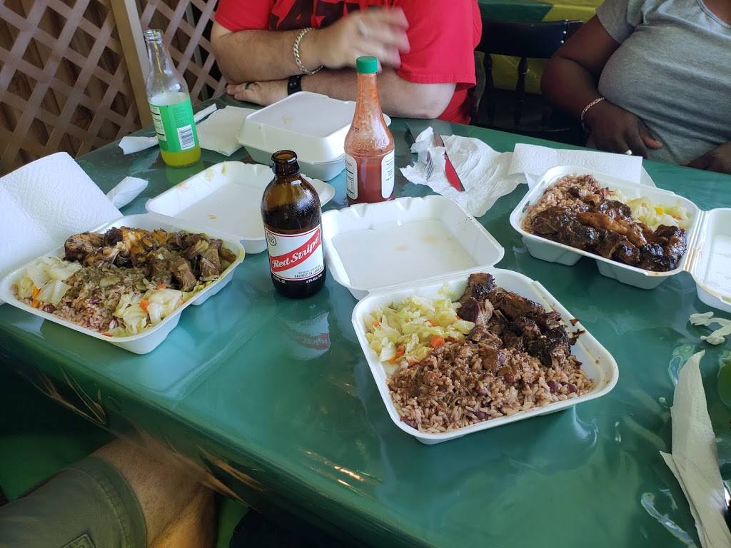 The Jerk Center | restaurant | 405 S Pinellas Ave, Tarpon Springs, FL 34689, USA | 7279405343 OR +1 727-940-5343