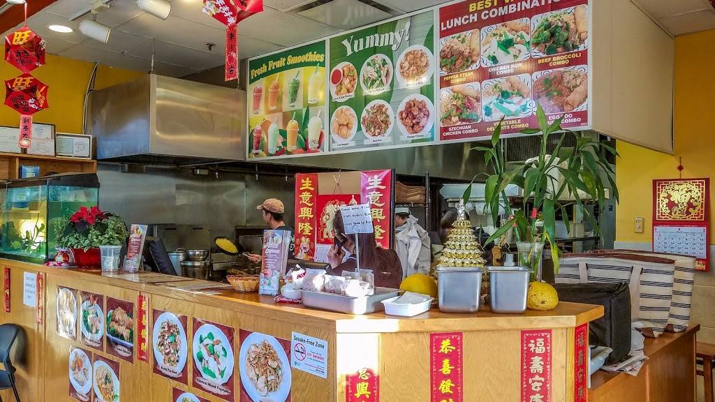 Asian Express | restaurant | 319 Vertin Blvd, Shorewood, IL 60404, USA | 8152677368 OR +1 815-267-7368