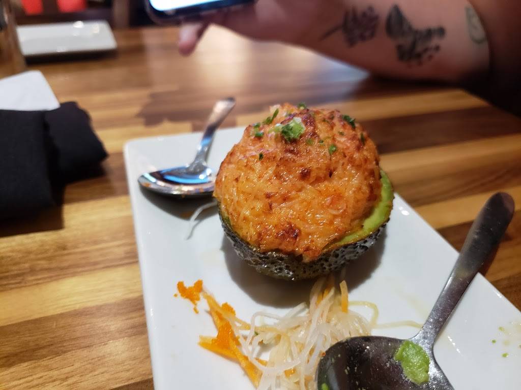 Uni Sushi | restaurant | 9595 Six Pines Dr #860, The Woodlands, TX 77380, USA | 2812987177 OR +1 281-298-7177