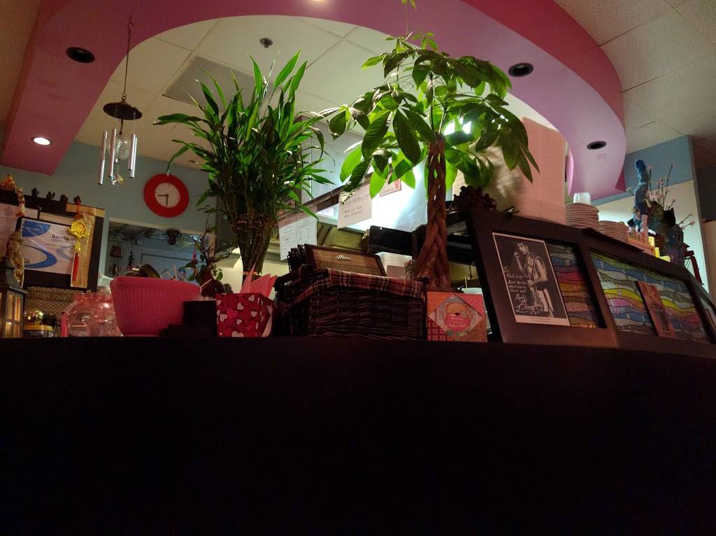 Red Sugar Cafe | restaurant | 24 Vernon St, Wakefield, MA 01880, USA | 7815870348 OR +1 781-587-0348