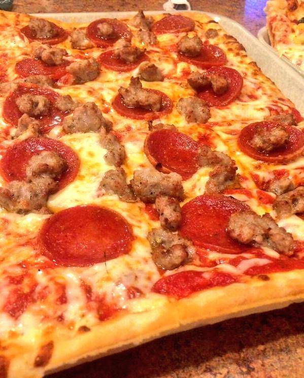 Ledo Pizza | meal takeaway | 6030 Daybreak Cir, Clarksville, MD 21029, USA | 4435350599 OR +1 443-535-0599