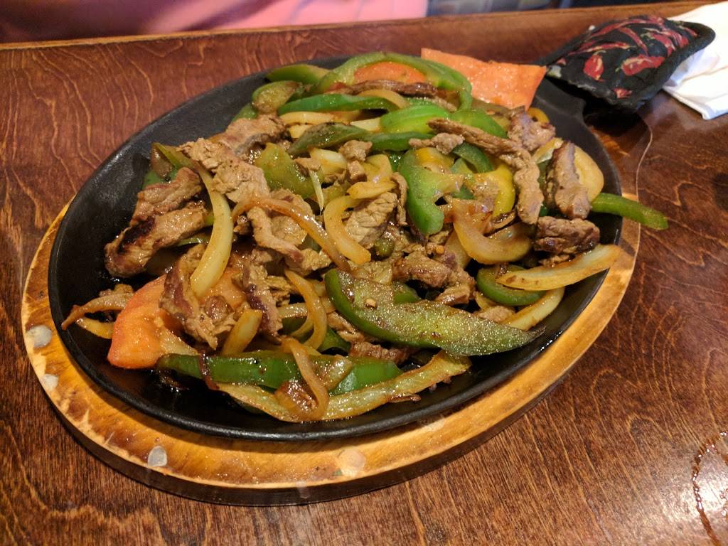 El Patio | restaurant | 16135 US-441, Alachua, FL 32615, USA | 3864180294 OR +1 386-418-0294