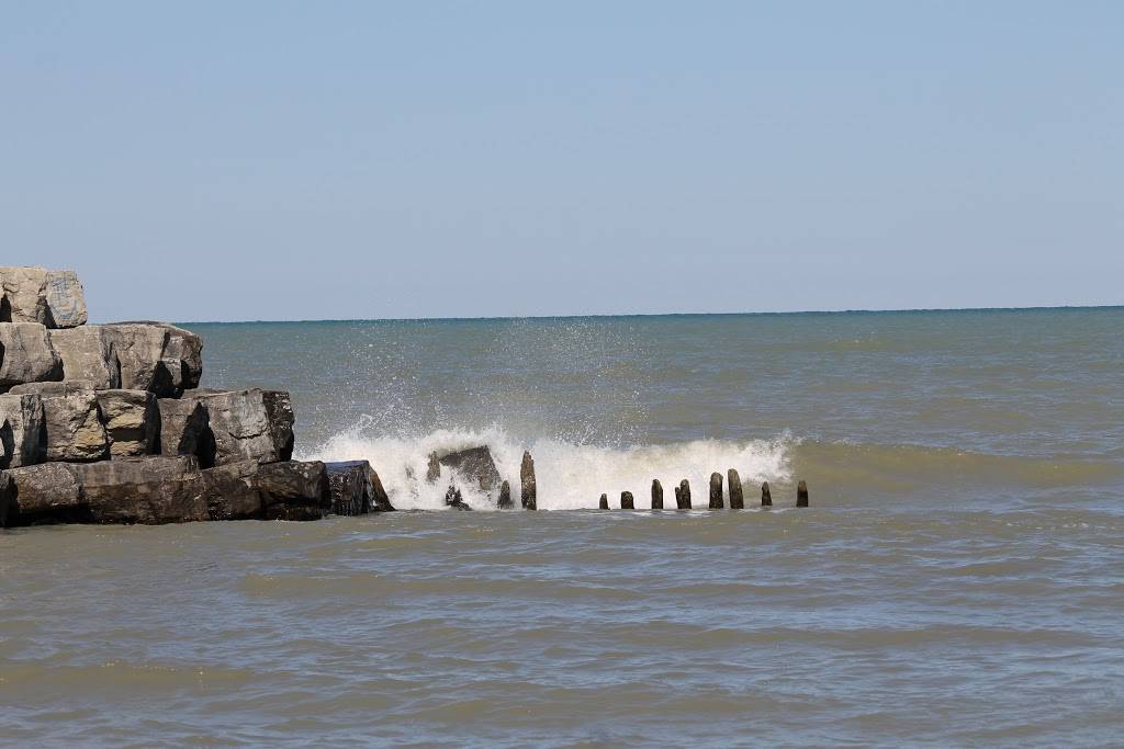 Kenosha Yacht Club | restaurant | 5130 4th Ave, Kenosha, WI 53140, USA | 2626522320 OR +1 262-652-2320