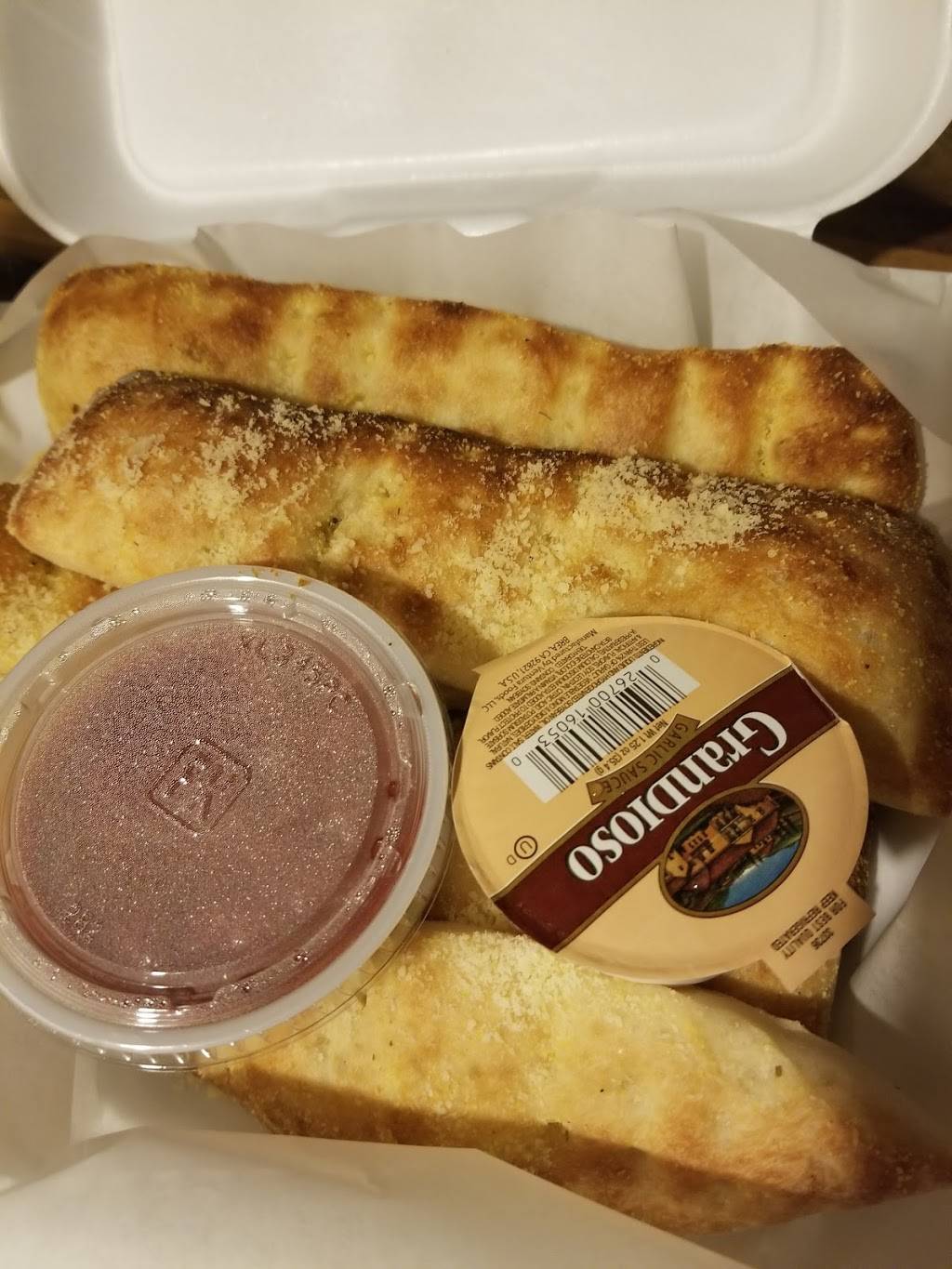 Pizza Daddy | restaurant | 1539 1st Ave SE, Cedar Rapids, IA 52402, USA | 3193651100 OR +1 319-365-1100