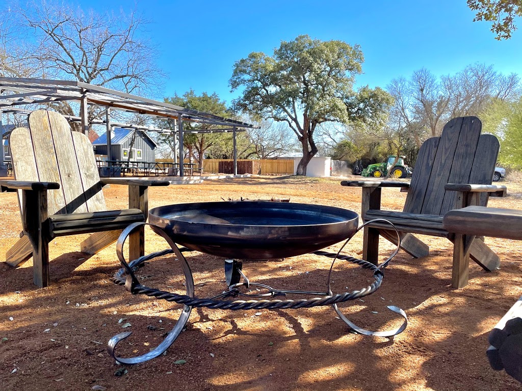 Mikes On the Loop | restaurant | 2732 Ranch Rd 1323, Willow City, TX 78675, USA | 5124666952 OR +1 512-466-6952