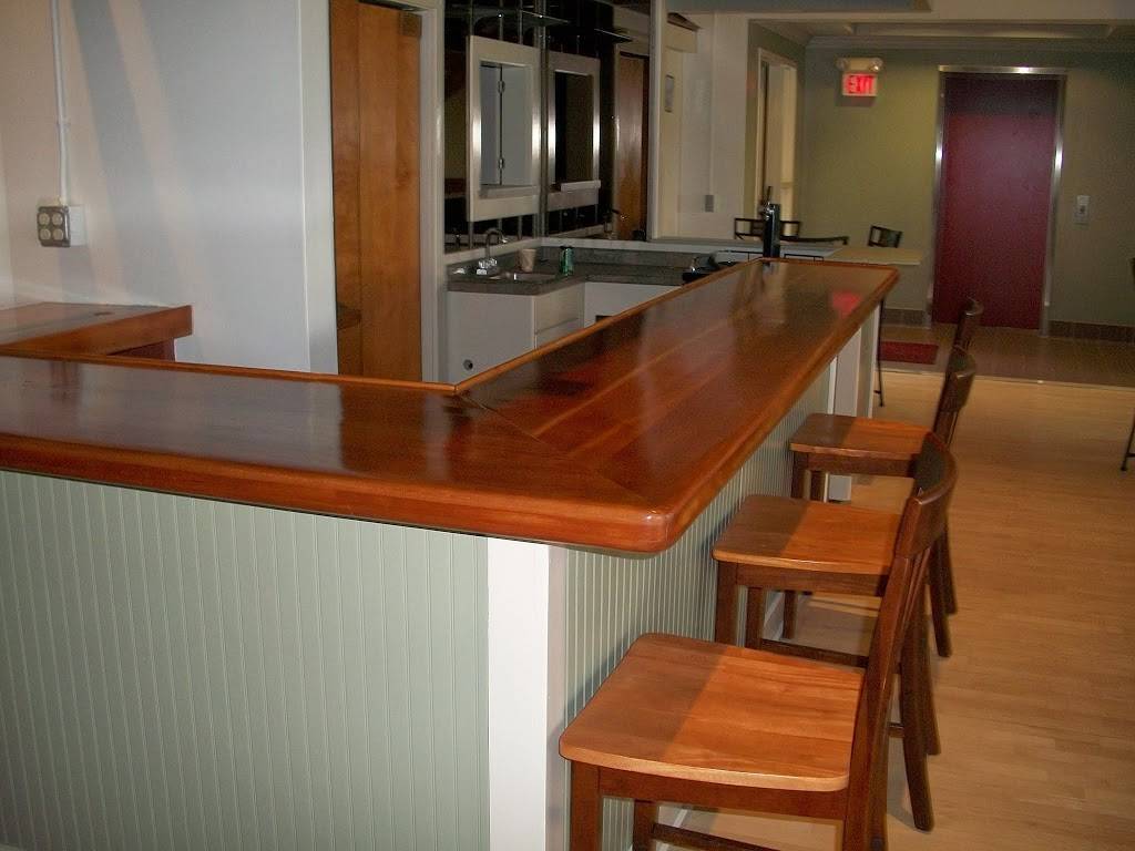 Rutland Airport The Hangar Cafe | restaurant | 1002 Airport Rd, North Clarendon, VT 05759, USA | 8027701855 OR +1 802-770-1855