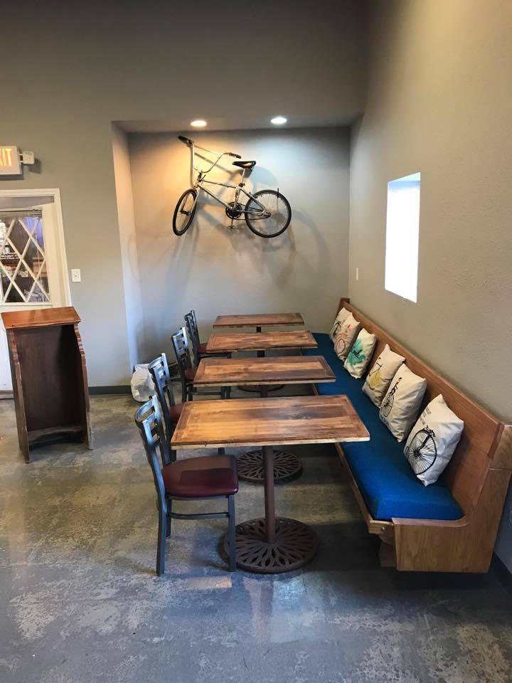 The Wheelhouse | restaurant | 109 N Main St, St Joseph, IL 61873, USA | 2174696252 OR +1 217-469-6252