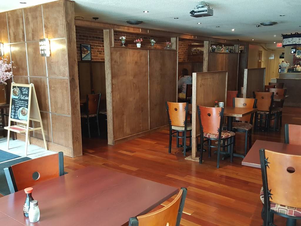 Golden Chopsticks | restaurant | 26 King St W, Cobourg, ON K9A 2L9, Canada | 9053739033 OR +1 905-373-9033