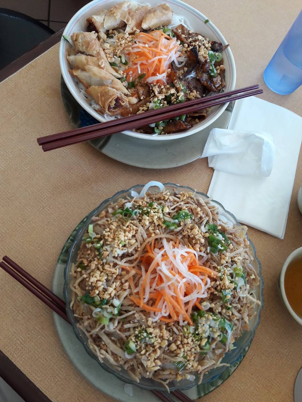 Pho Nguyen Hoang Restaurant | restaurant | 401 Valley Blvd, San Gabriel, CA 91776, USA | 6262810017 OR +1 626-281-0017