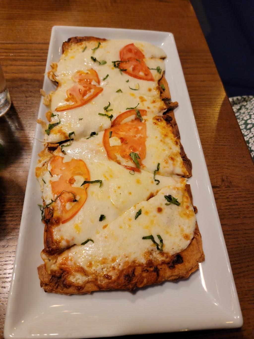 Cliffs Taphouse | restaurant | 3044 Gillham Rd, Kansas City, MO 64108, USA | 8165692611 OR +1 816-569-2611