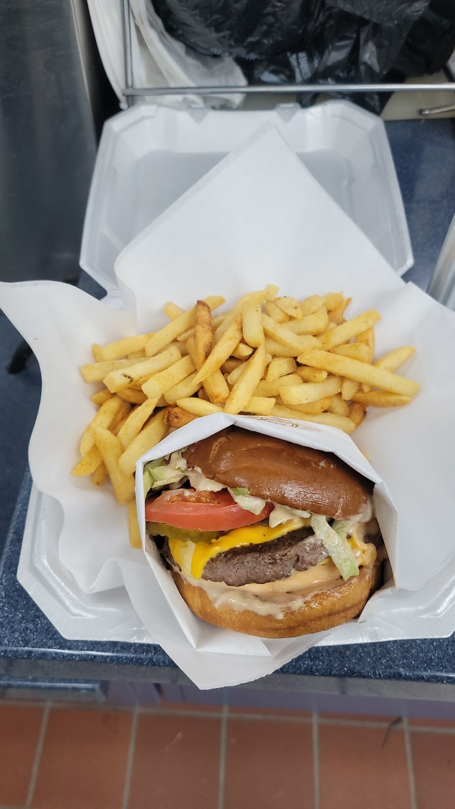 A Burger | restaurant | 406 E Main St, Allen, TX 75002, USA | 9729791230 OR +1 972-979-1230