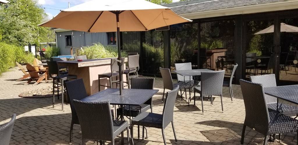 American Grille | restaurant | 7901 Seneca St, East Aurora, NY 14052, USA | 7166559757 OR +1 716-655-9757