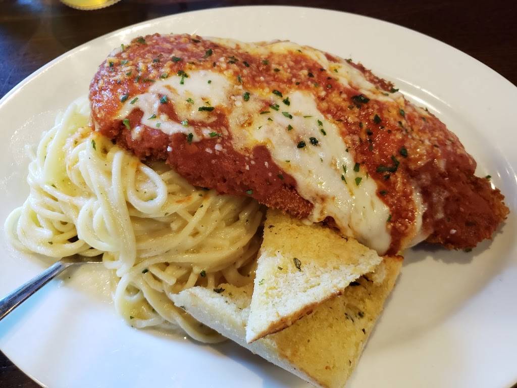 Rusty Bucket Restaurant and Tavern | restaurant | 4062 Gramercy St, Columbus, OH 43219, USA | 6143422063 OR +1 614-342-2063