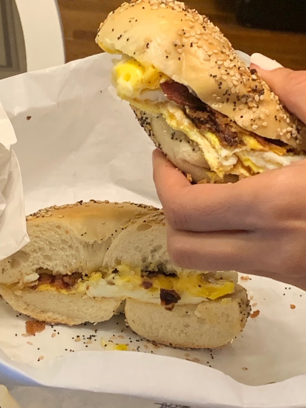 Railroad Bagel Express | bakery | 126 N Carll Ave, Babylon, NY 11702, USA | 6314829777 OR +1 631-482-9777