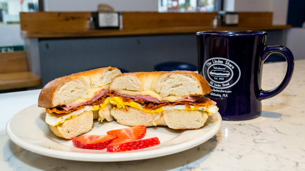 The Linden Store | restaurant | 162 Linden St, Wellesley, MA 02482, USA | 7812379229 OR +1 781-237-9229