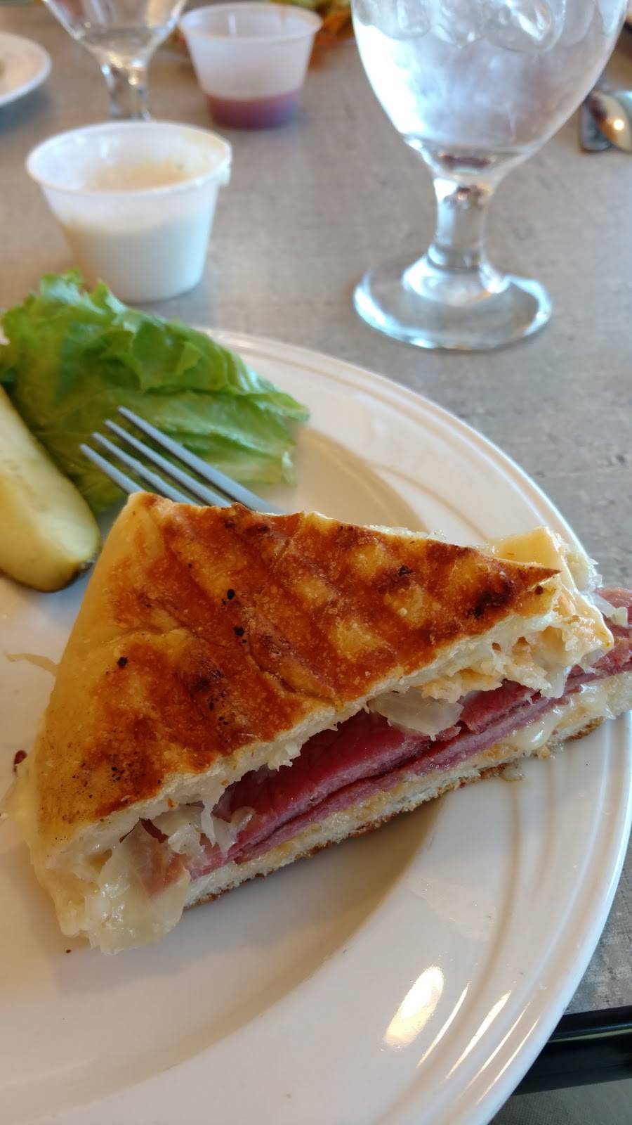 Cafe Barattas | restaurant | 600 E Locust St, Des Moines, IA 50319, USA | 5152813294 OR +1 515-281-3294