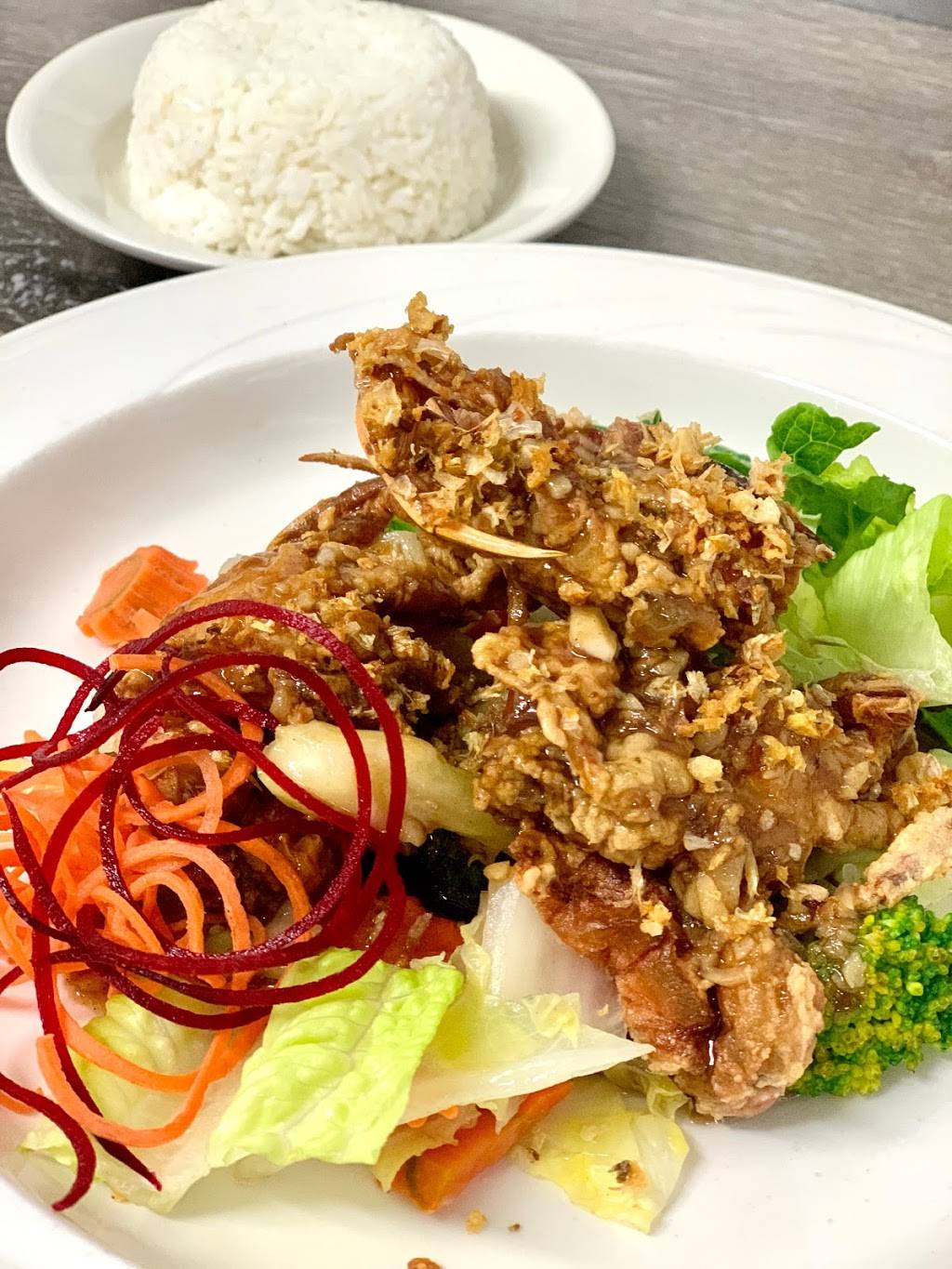 BARN NA THAI | restaurant | 6402 Fresh Pond Rd, Queens, NY 11385, USA | 9293878065 OR +1 929-387-8065