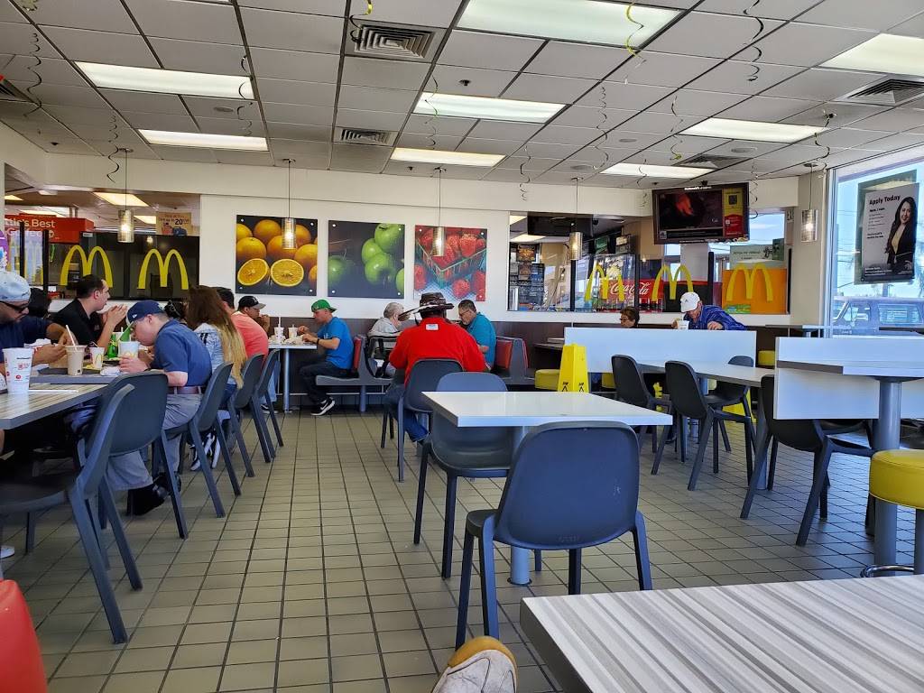McDonalds | cafe | 105 E Katella Ave, Orange, CA 92867, USA | 7149979666 OR +1 714-997-9666