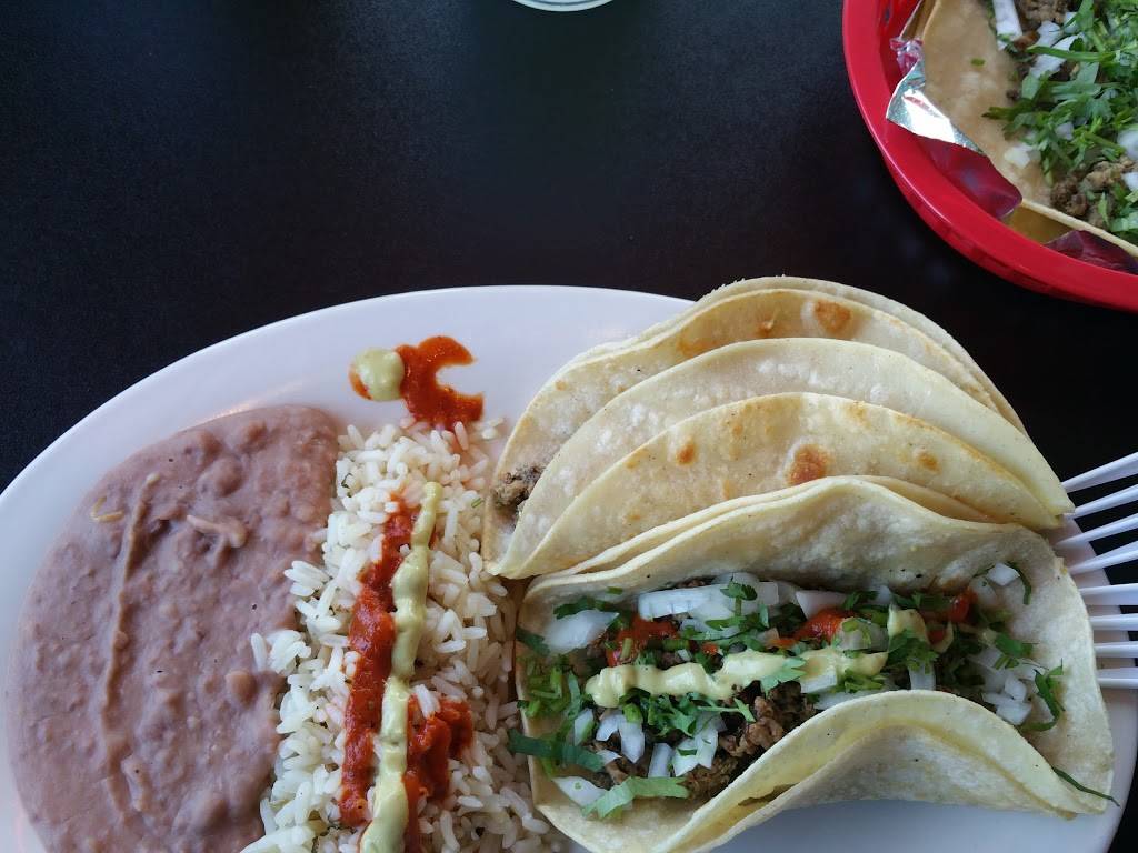 Tavial Grill | restaurant | 1199 7th St W, St Paul, MN 55102, USA | 6512981000 OR +1 651-298-1000