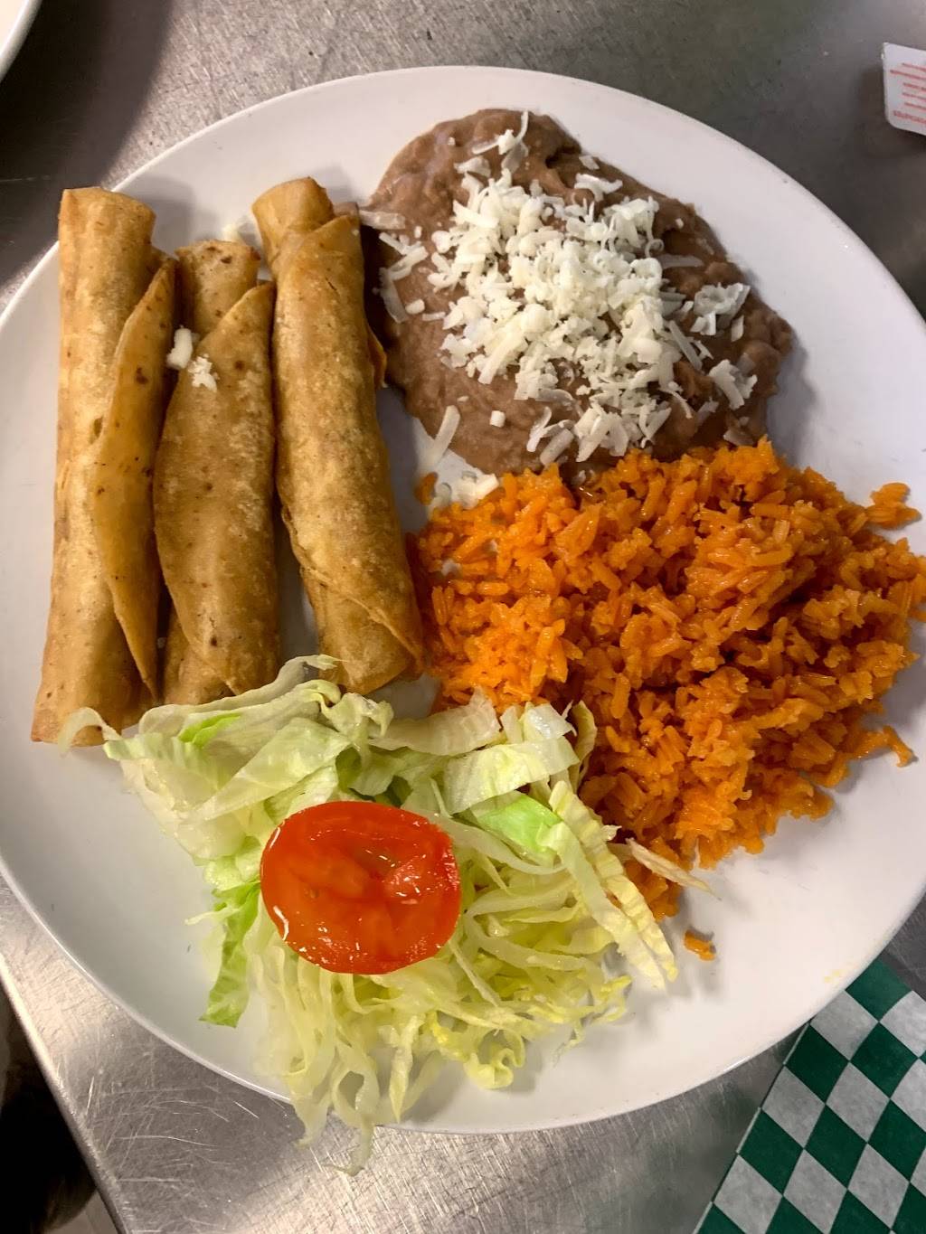 El Nopal | restaurant | 3590 Lobsinger Line, St. Clements, ON N0B 2M0, Canada | 5196990005 OR +1 519-699-0005