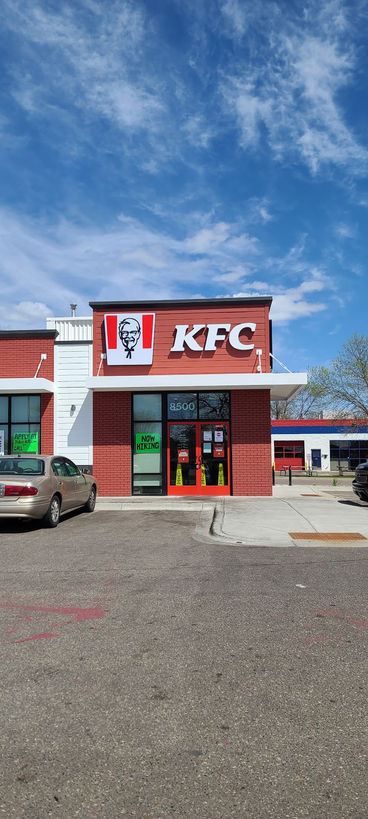 KFC | restaurant | 8500 Xylon Ave N, Brooklyn Park, MN 55445, USA | 6128952498 OR +1 612-895-2498