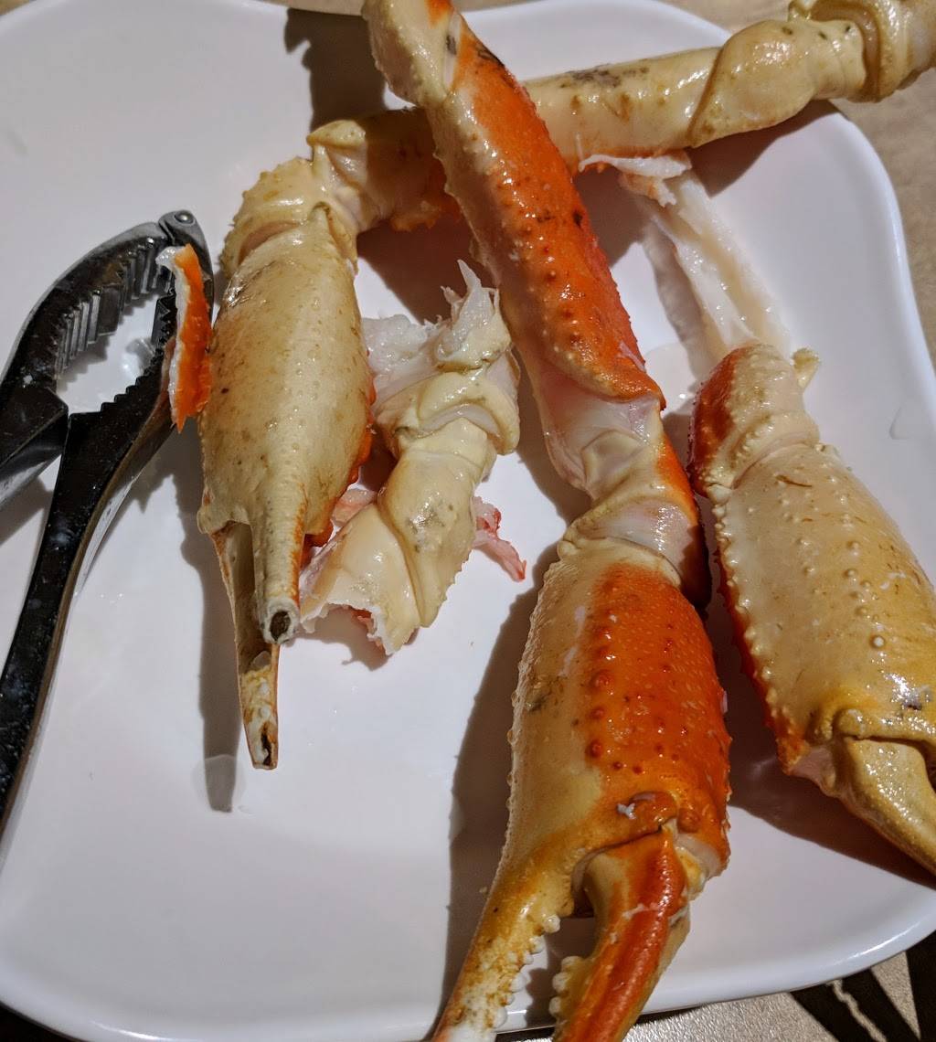 168 Sushi Buffet | restaurant | 2366 Dundas St W, Mississauga, ON L5K 1R7, Canada | 9058238818 OR +1 905-823-8818