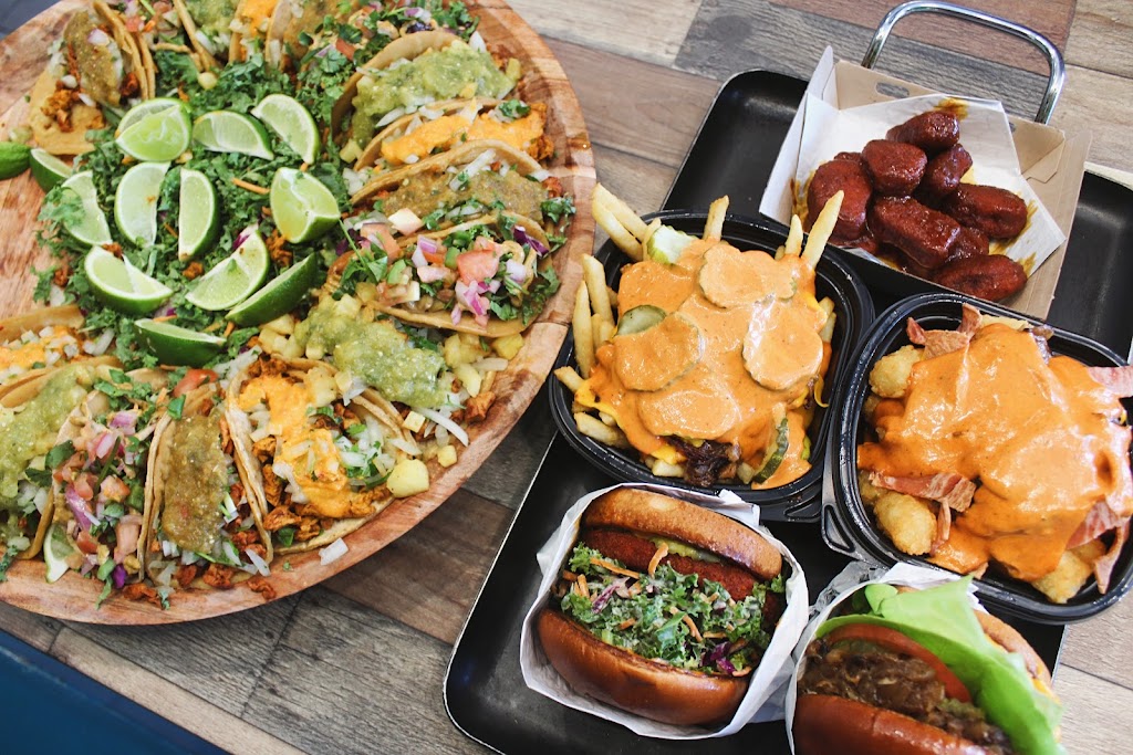 Spotless burgers | restaurant | 1832 E Rte 66, Glendora, CA 91740, USA | 6262520598 OR +1 626-252-0598