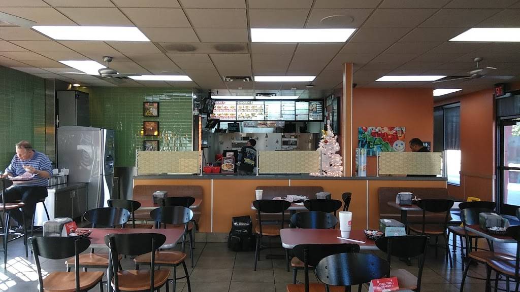 Jack in the Box | restaurant | 10107 Marsh Ln, Dallas, TX 75229, USA | 2143502632 OR +1 214-350-2632