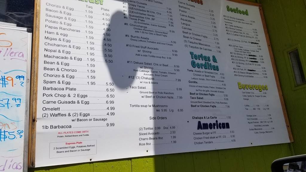 Taqueria exprés and seafood | restaurant | 4346 Ayers St, Corpus Christi, TX 78415, USA | 3613340033 OR +1 361-334-0033