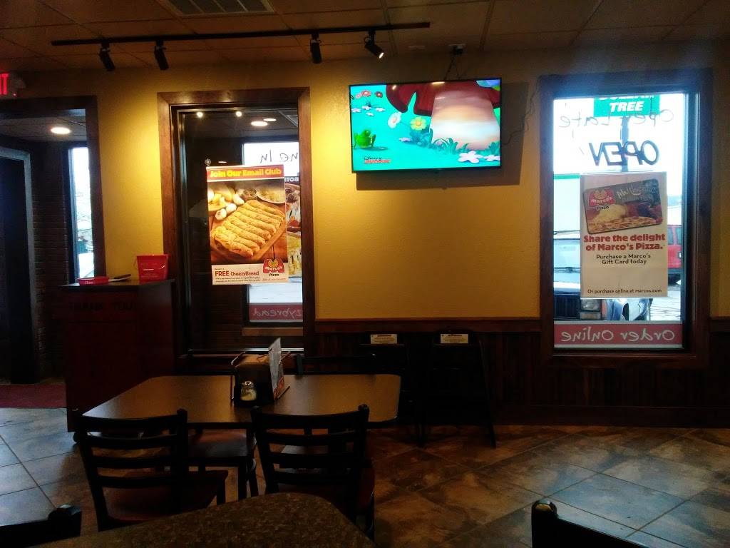 Marcos Pizza | meal delivery | 100 Patrick St Plaza, Charleston, WV 25312, USA | 3047699999 OR +1 304-769-9999